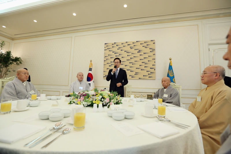 2013.01.14_불교계지도자 청와대 오찬